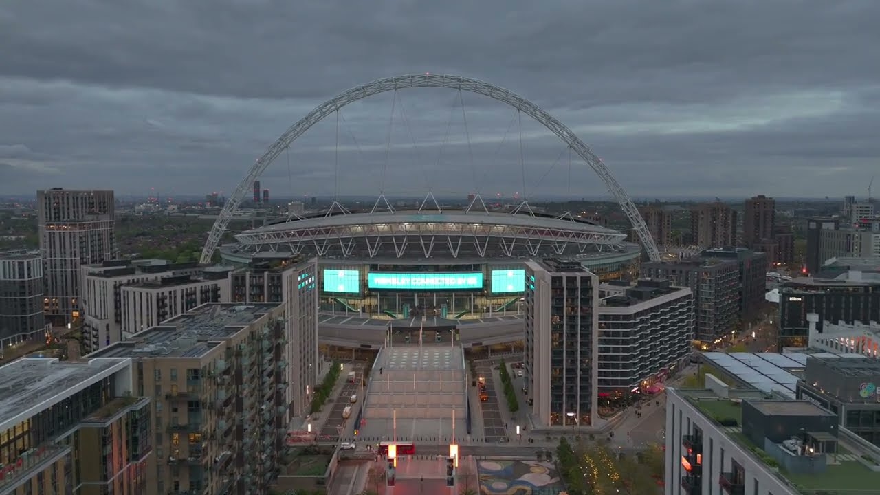 [4K] DJI Mini 4 Pro Drone Footage Of Wembley Park To Wembley Stadium Bobby Moore Entrance