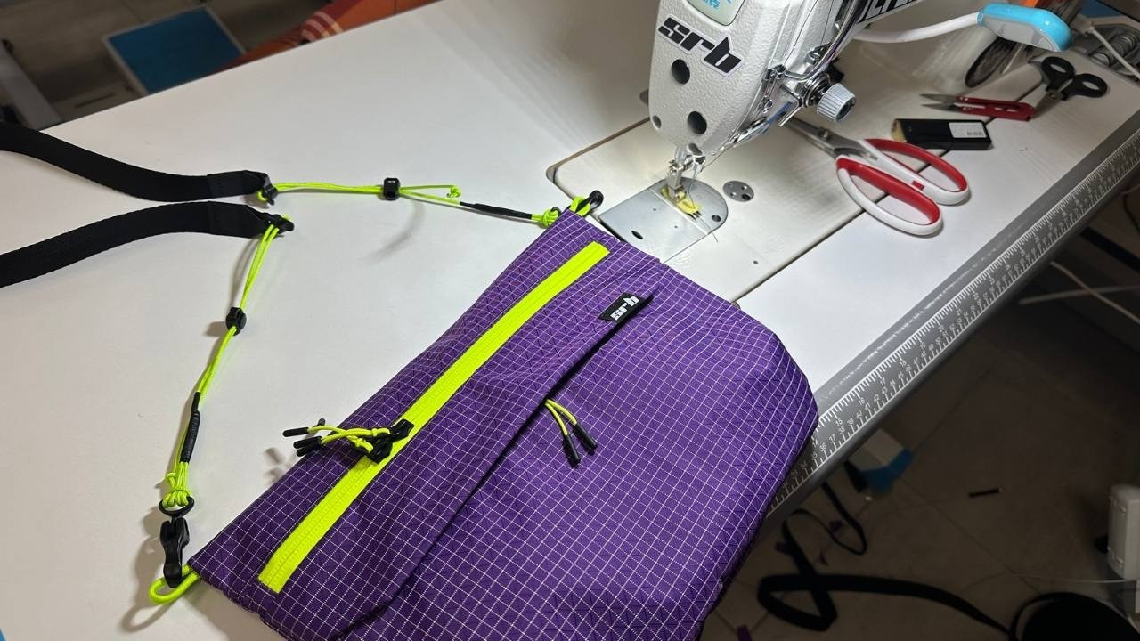 I Sewed a Bag So Bright You Can’t Look Away No Talking