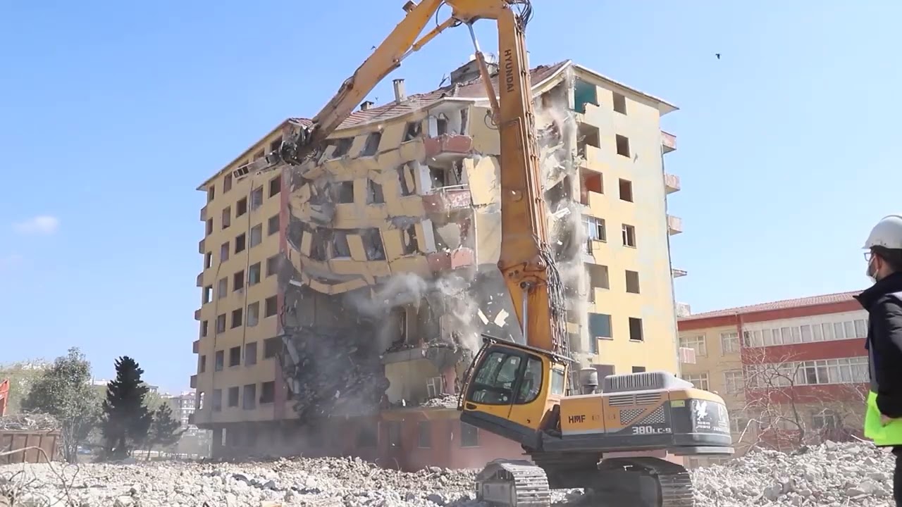 KİPTAŞ Bağcılar Kiraz Evler Hak Sahipleriyle Buluşuyor