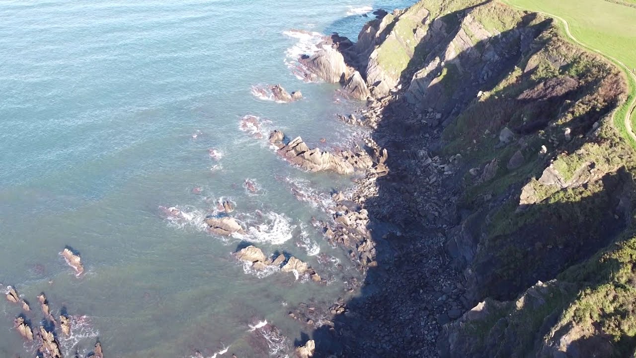 DRONE VIEW - PLAYA de BAÑUGUES | LUANCO - Gozón | Asturias