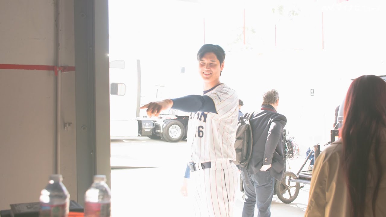 大谷翔平、笑顔でぬいぐるみを“おねだり”「もらっていっていいかな」　　パワプロ30周年×プロスピ20周年インタビューメイキング映像公開