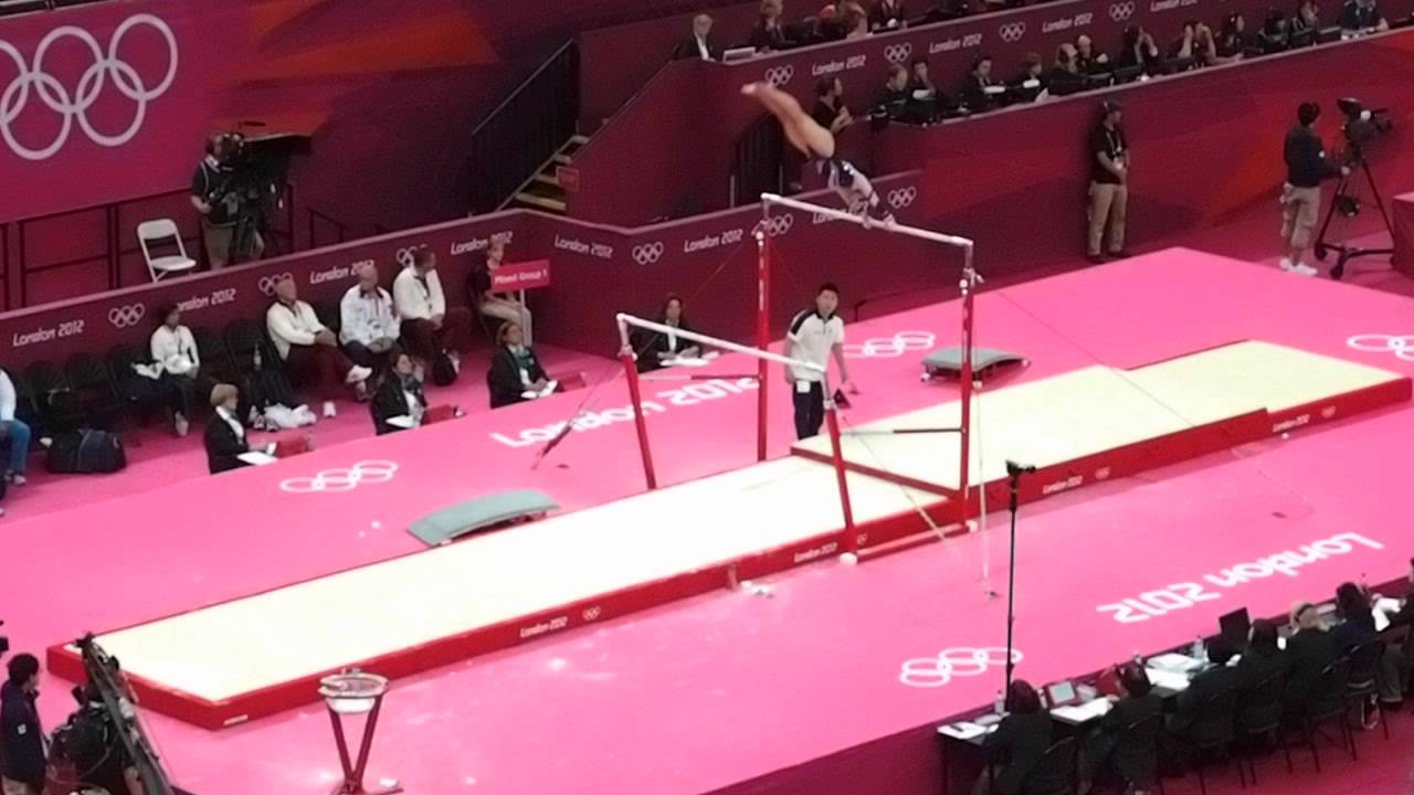 Team Hong Kong's Angel Wong 黃曉盈-Uneven bars in London 2012 Gymnastic Artistic Qualification