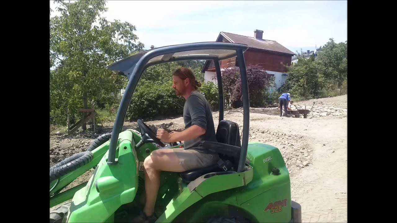 G&eacute;pi f&ouml;ldmunka, tereprendez&eacute;s Avant munkag&eacute;ppel megrendelhető