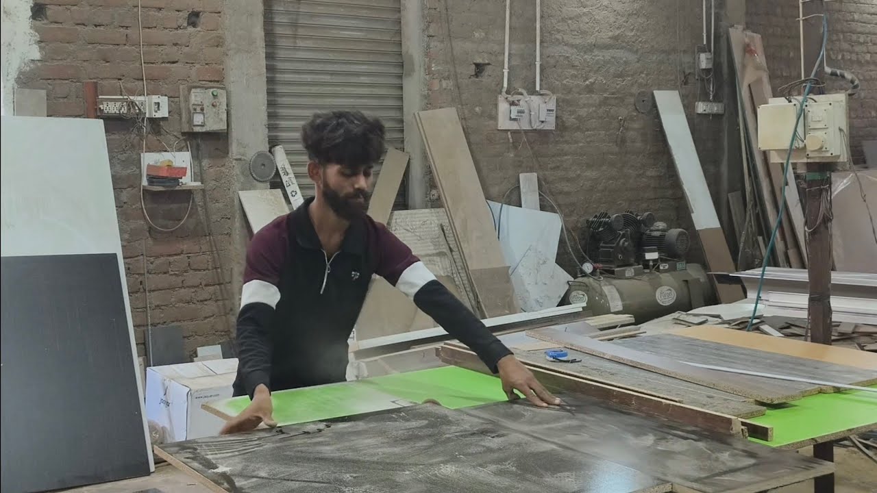 Double Dor Ke Baad TV Unit Cutting Hua