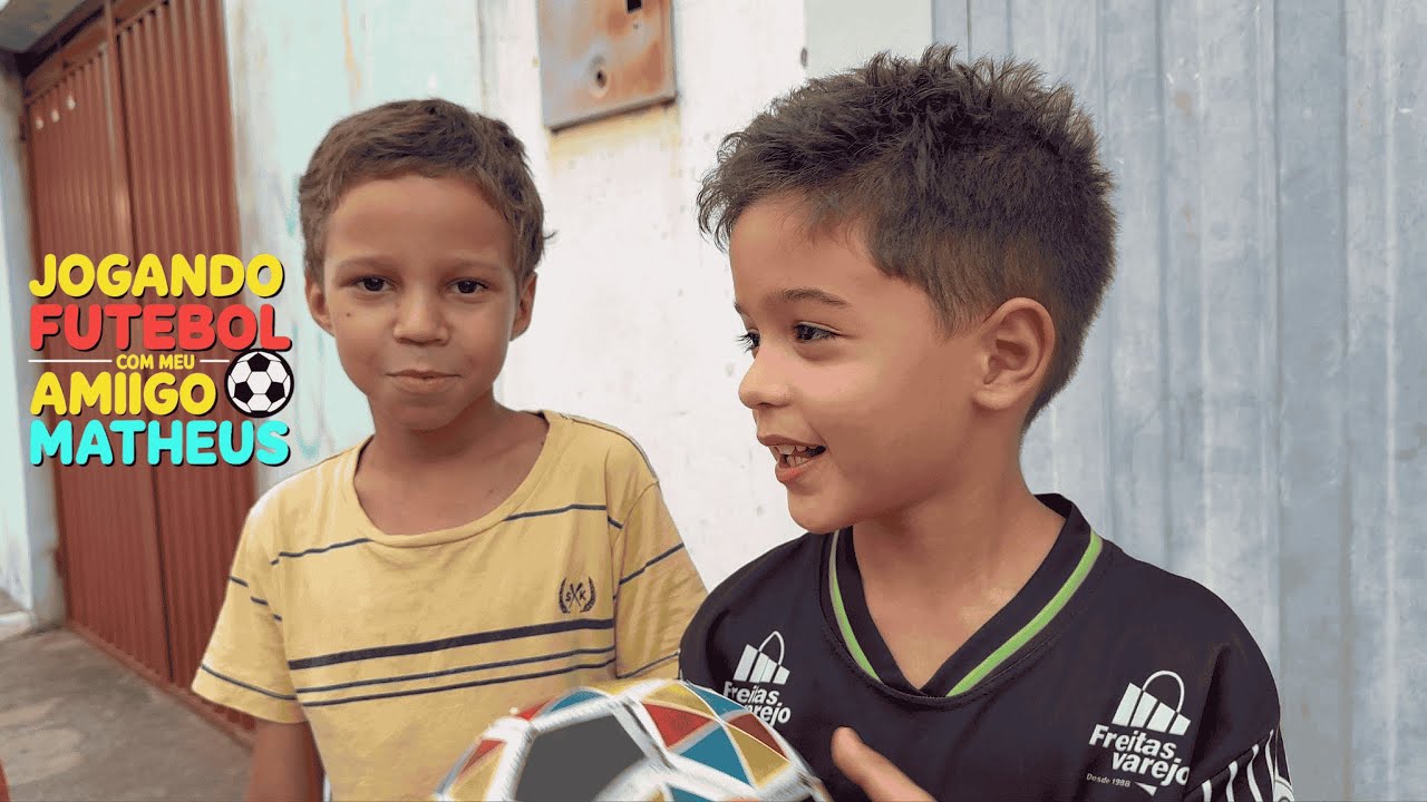 JOGANDO FUTEBOL COM MEU AMIGO MATHEUS