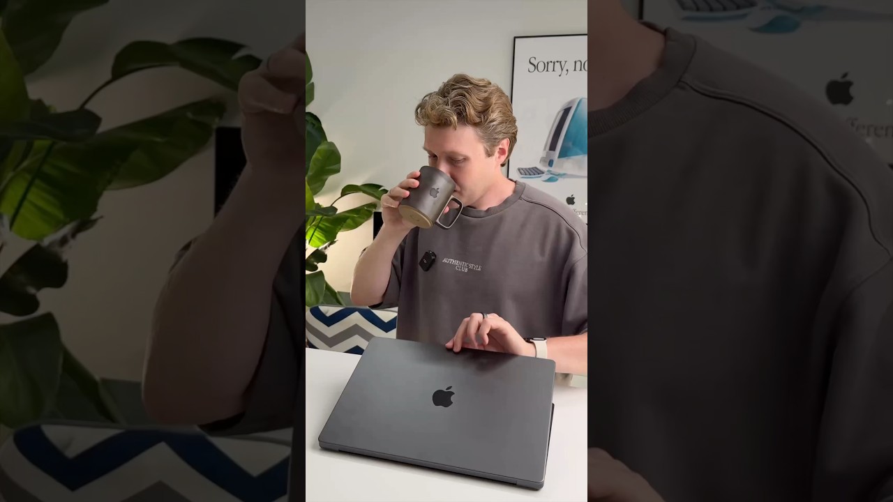 Не бери черный MacBook!