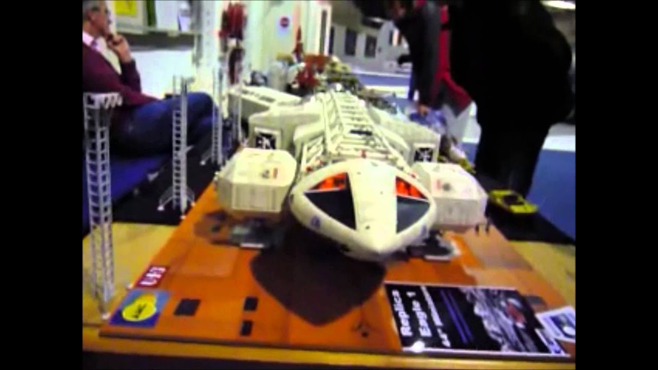SPACE 1999 EAGLE & OTHER FAB SCI FI MODELS