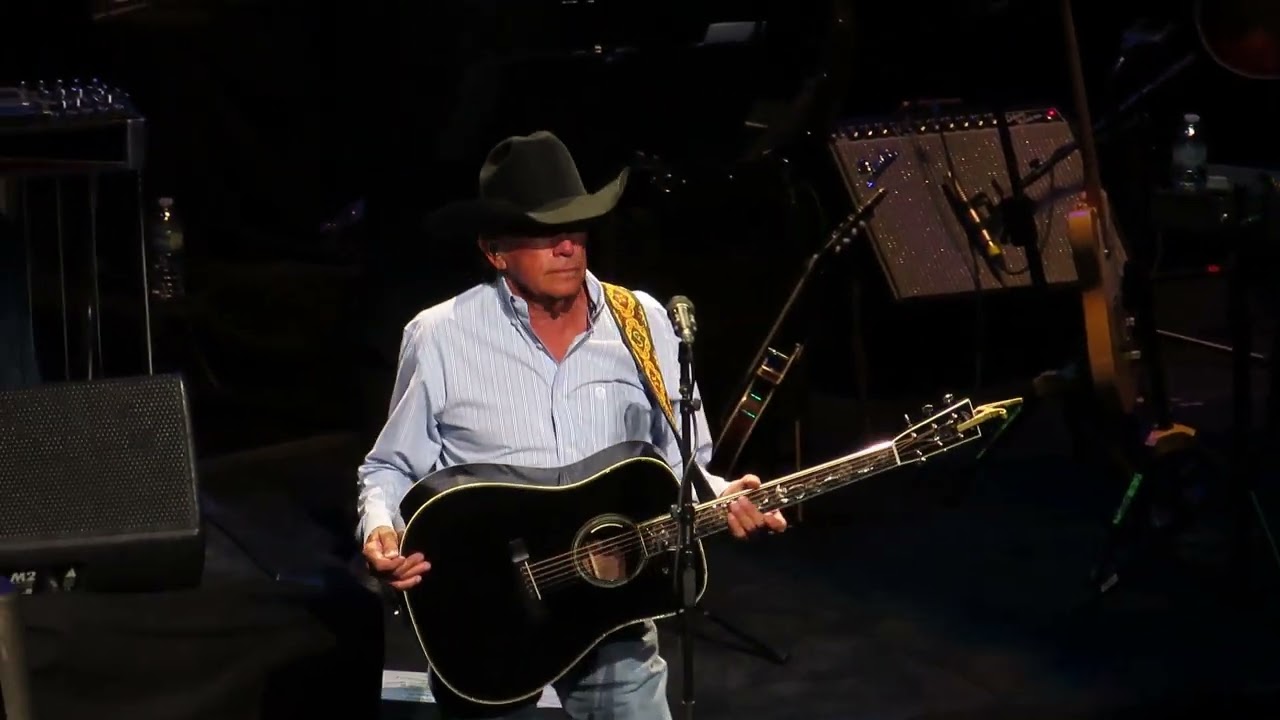She'll Leave you with a Smile-George Strait-Seminole Hard Rock-Hollywood, FL 8/2/2023