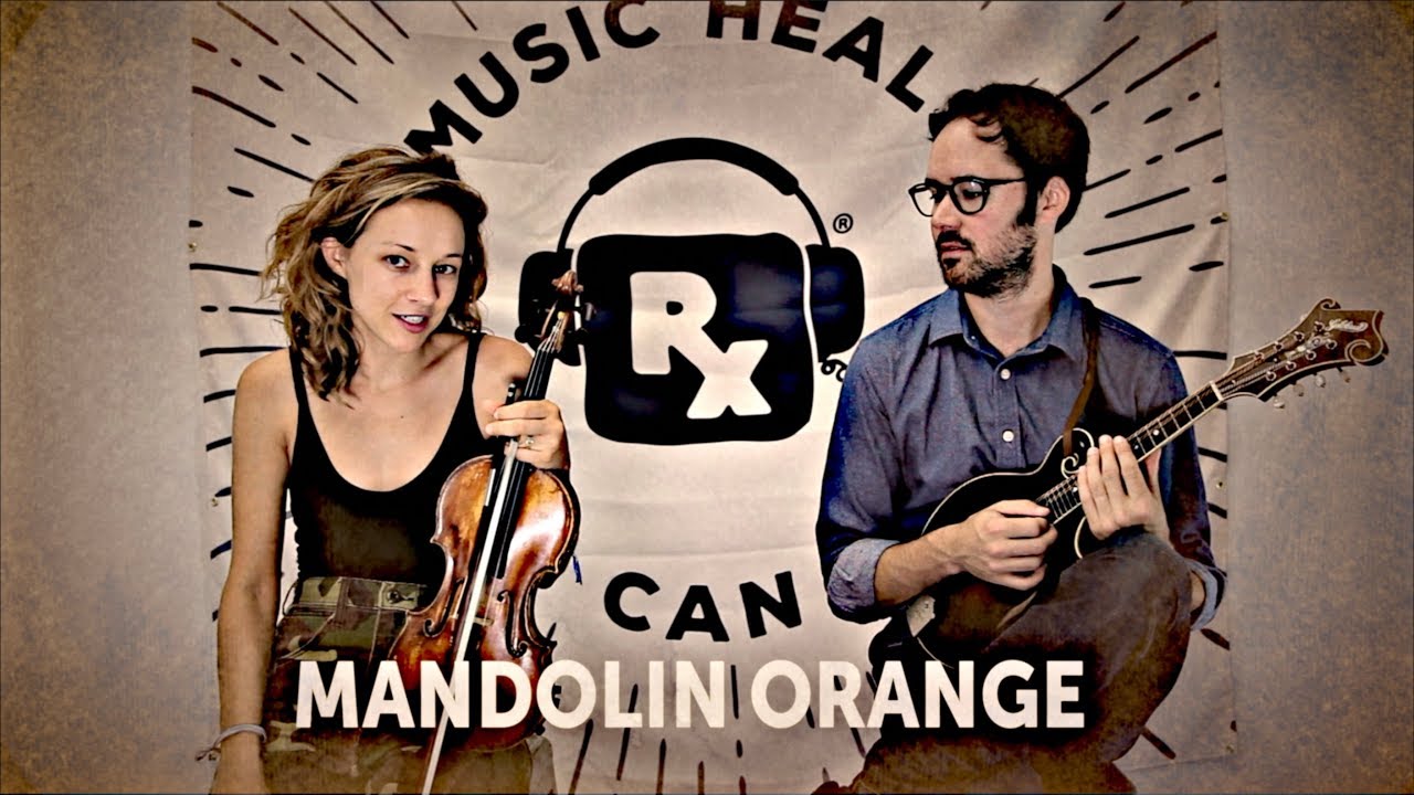 Mandolin Orange performs 