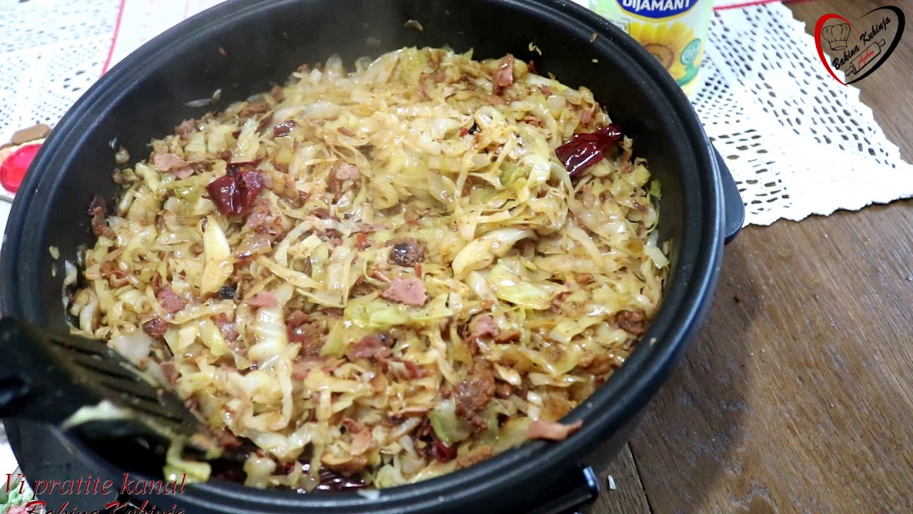 Bakina kuhinja - pržen kiseli kupus sa čvarcima (fried sour cabbage with cracklings)