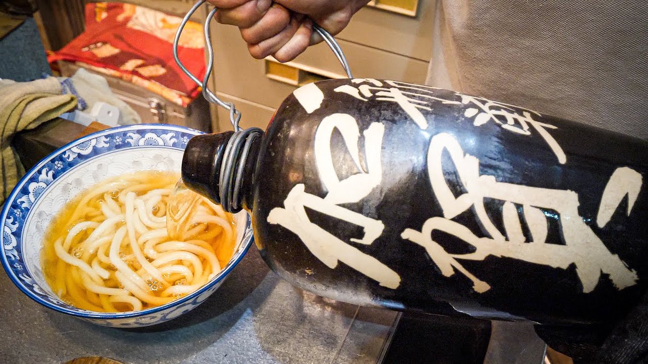 Japanese Noodle Restaurant: Who Would Know?! A Great Udon Restaurant With Amazing Soup!!