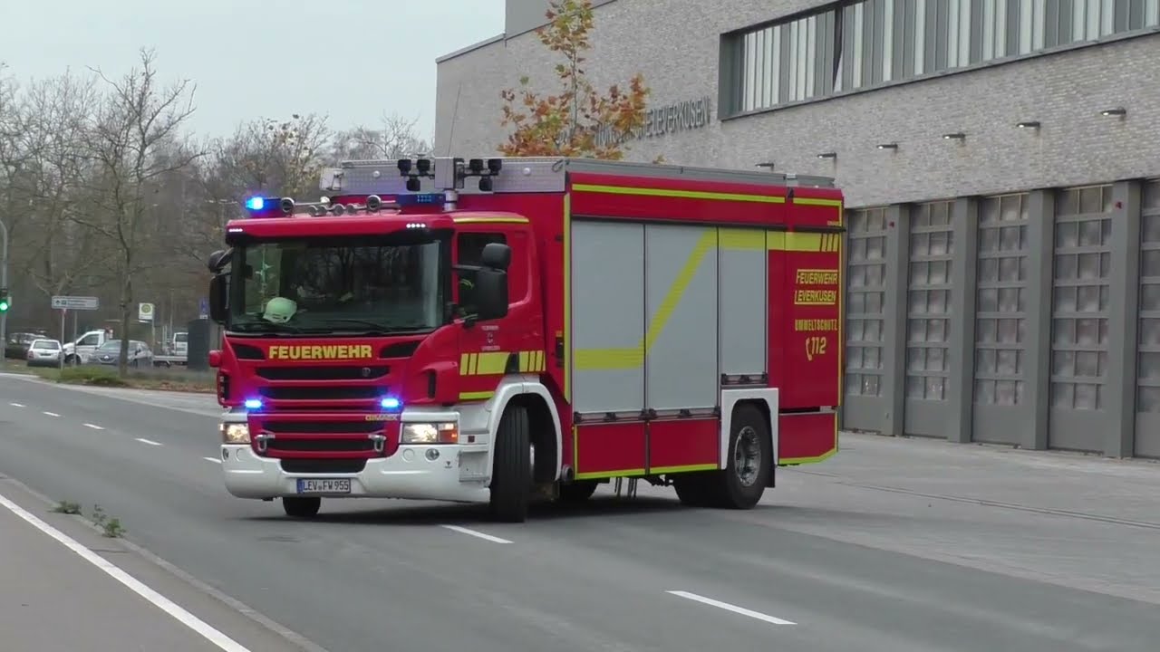 [CO2 Austritt und Gasgeruch] Berufs- und Freiwillige Feuerwehr Leverkusen
