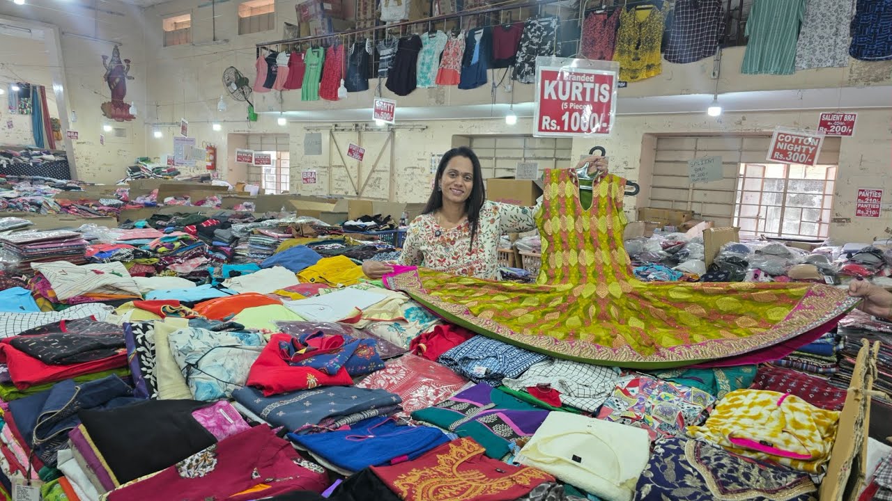 Sema Sale Started‼️5 Kurtis Rs.999/- 