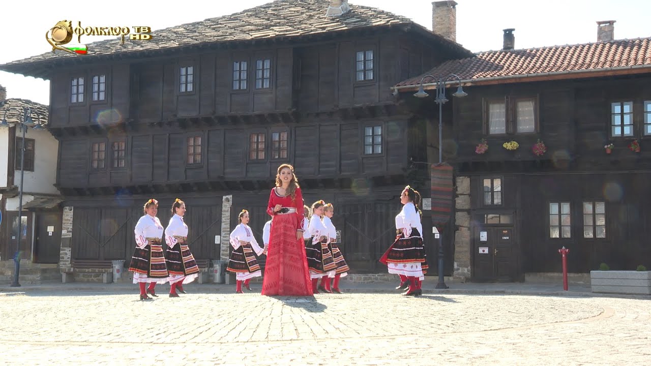 Ана Борисова и танцов състав “Сборенка” -  Дадината