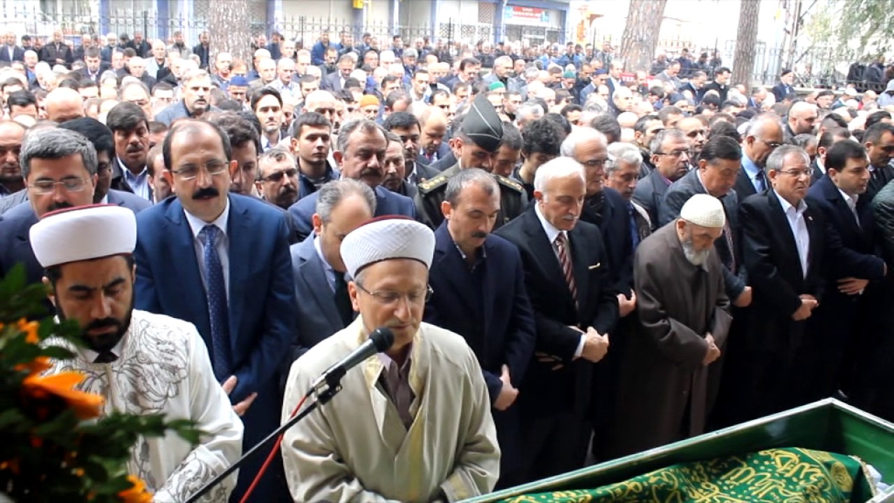 Kırcalı son yolculuğuna uğurlandı cenaje namazı