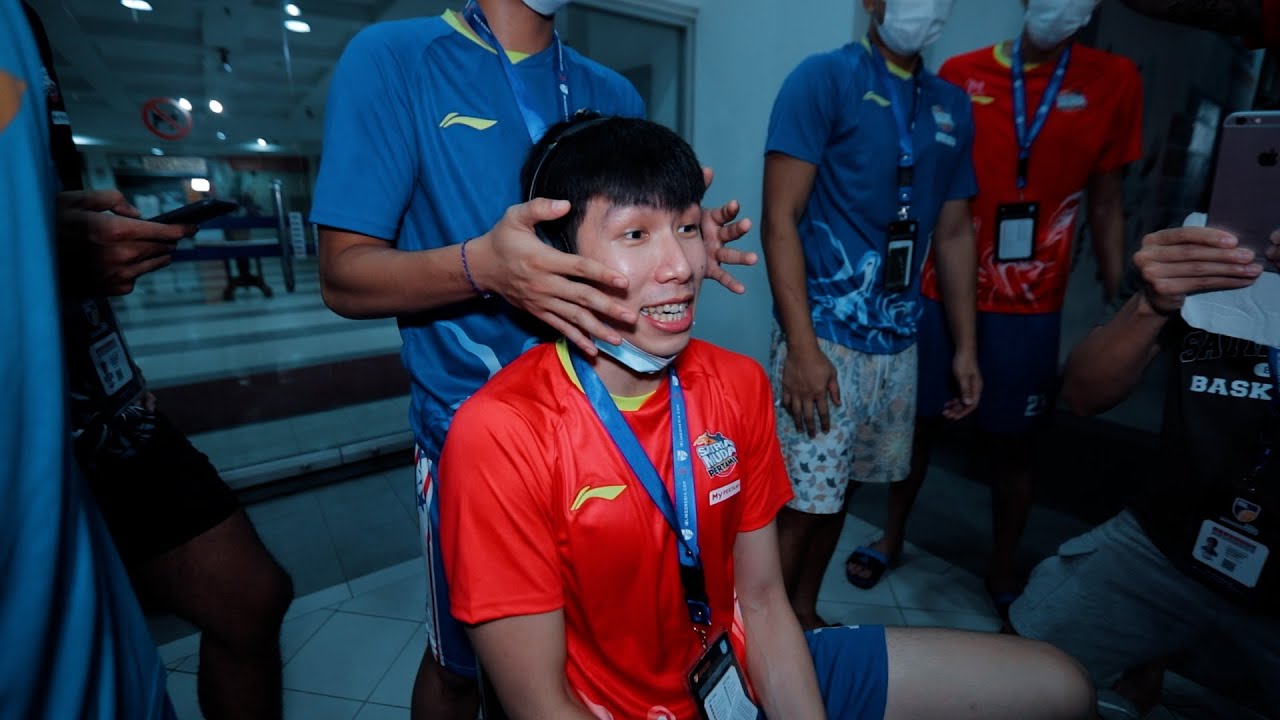 INSIDE THE BUBBLE | Eps. 23: Kalau Nggak Ketawa Nonton Ini, SatriMin Mau Giveaway!
