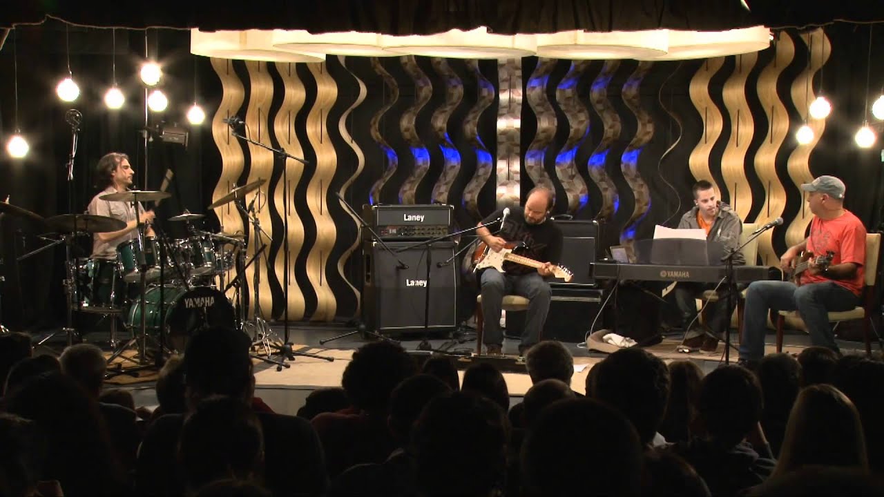 La Triple Nelson - Llego a Casa - Autores en vivo 2010
