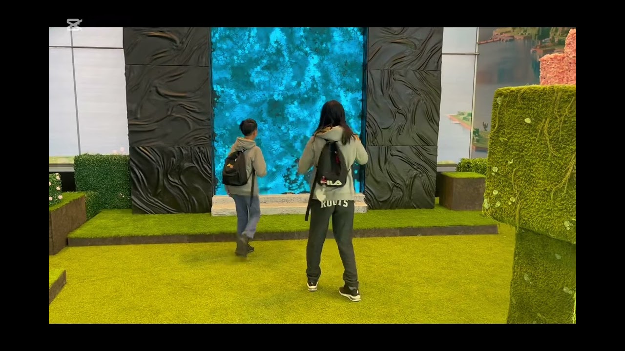 Minecraft Immersive Experience at Yorkdale