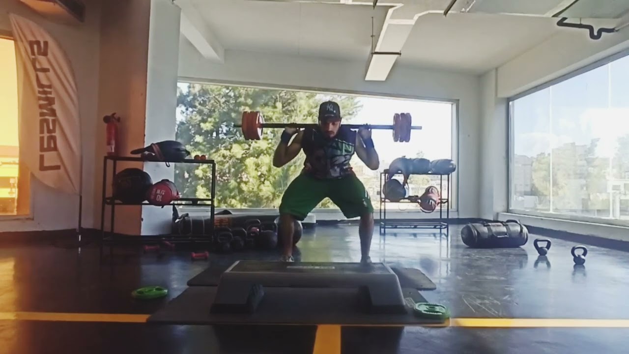 BODY PUMP SQUATS 2023