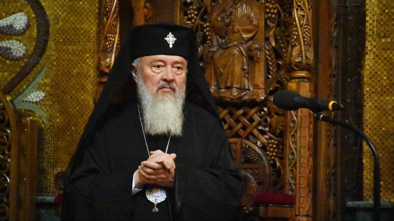 ⭕ LIVE: &Icirc;naltpreasfințitul Andrei, Mitropolitul Clujului, Maramureșului și Sălajului