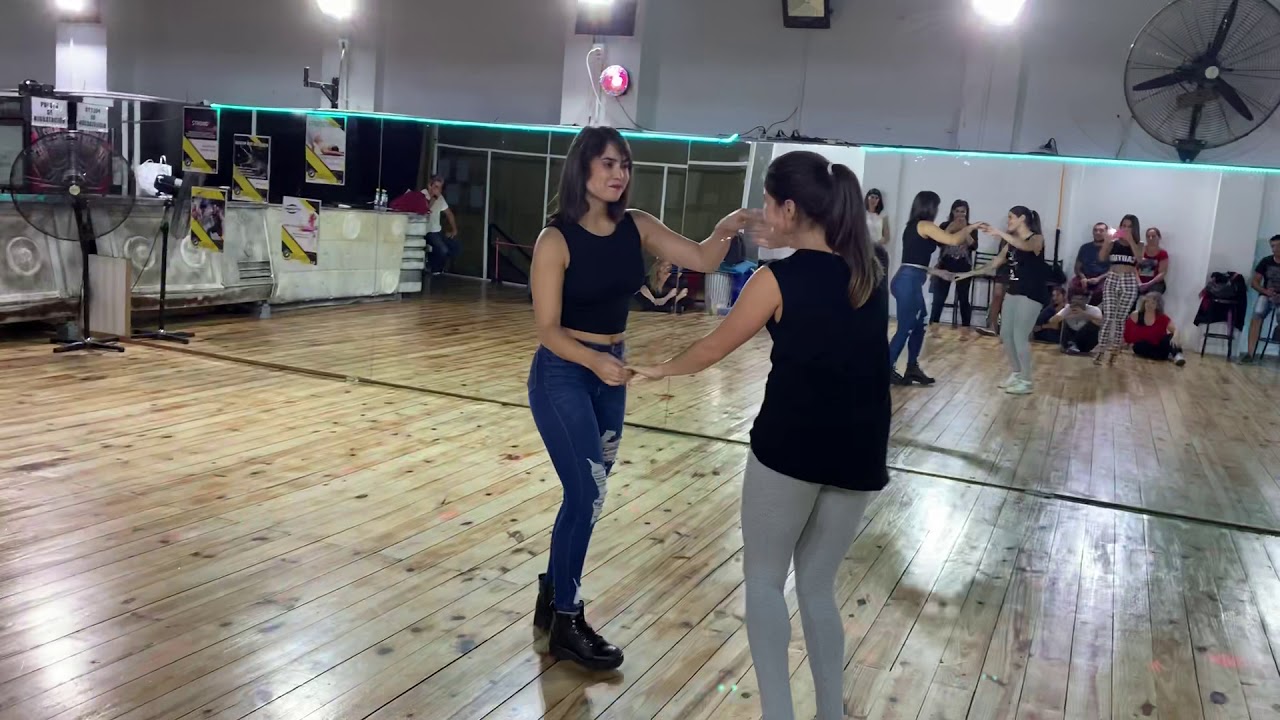 Stephanie Lucero & Cami Gaspe bachata / La Cura - Sergio Echenique