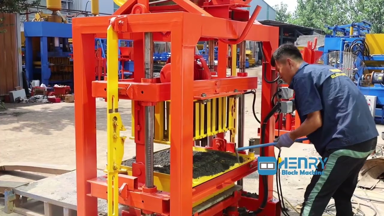 La máquina de moldeo de bloques QT4-40 más fácil y barata de usar