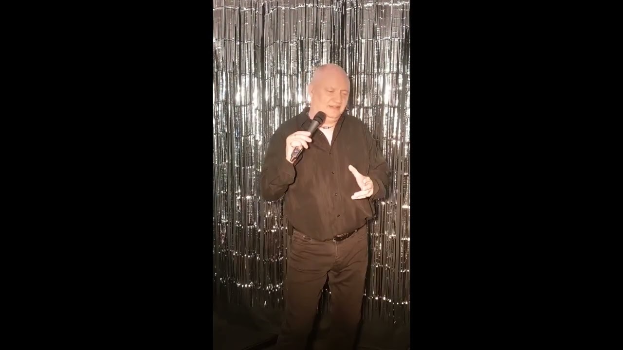 Forever in Blue Jeans  - Cover   Chris Vincent Berlin Performer