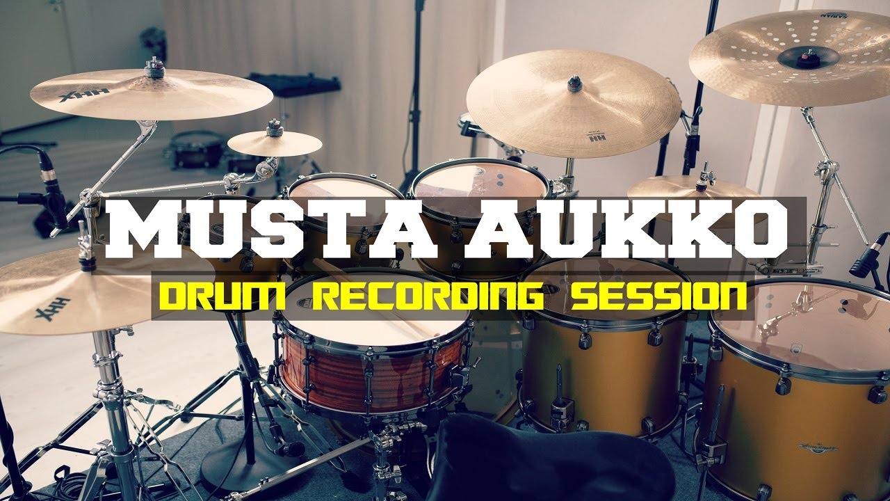 Tuomas Rauhala - Musta Aukko [Aallonmurtaja]