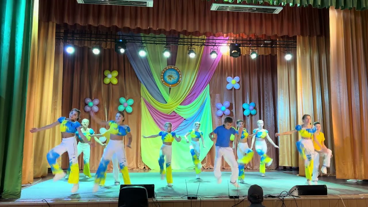 Танець «Музико грай» – аматорський хореографічний колектив «Фаворит» Попельнастівського СБК