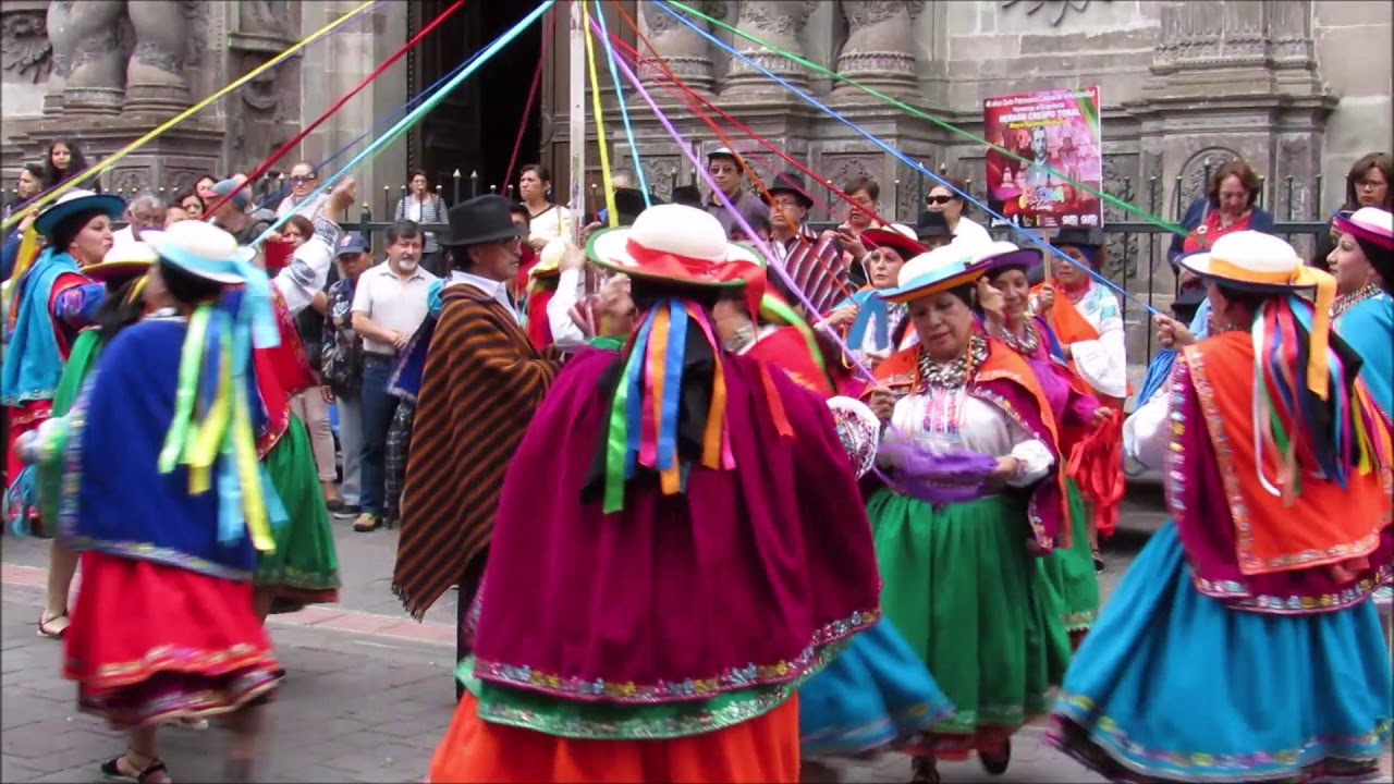 Ecuador traditional dancers