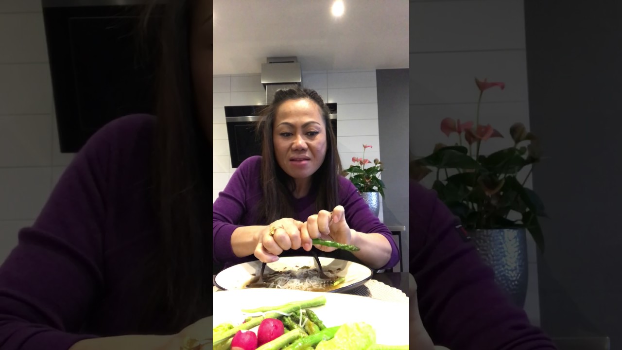 ตีนหมูตุนกับขนมจีนต่อ55 ช่องยายณีแท้ๆ