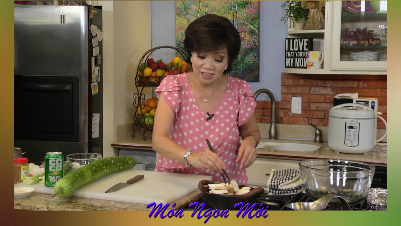 Uyen Thy's Cooking - Nấm Đùi Gà Kho Tộ & Bầu Nướng Mỡ Hành