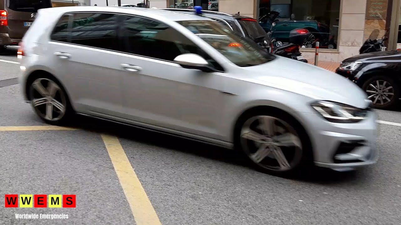 [SIRENES US] Volkswagen Golf R + 2 motos de la Police de Monaco en sir&egrave;ne!