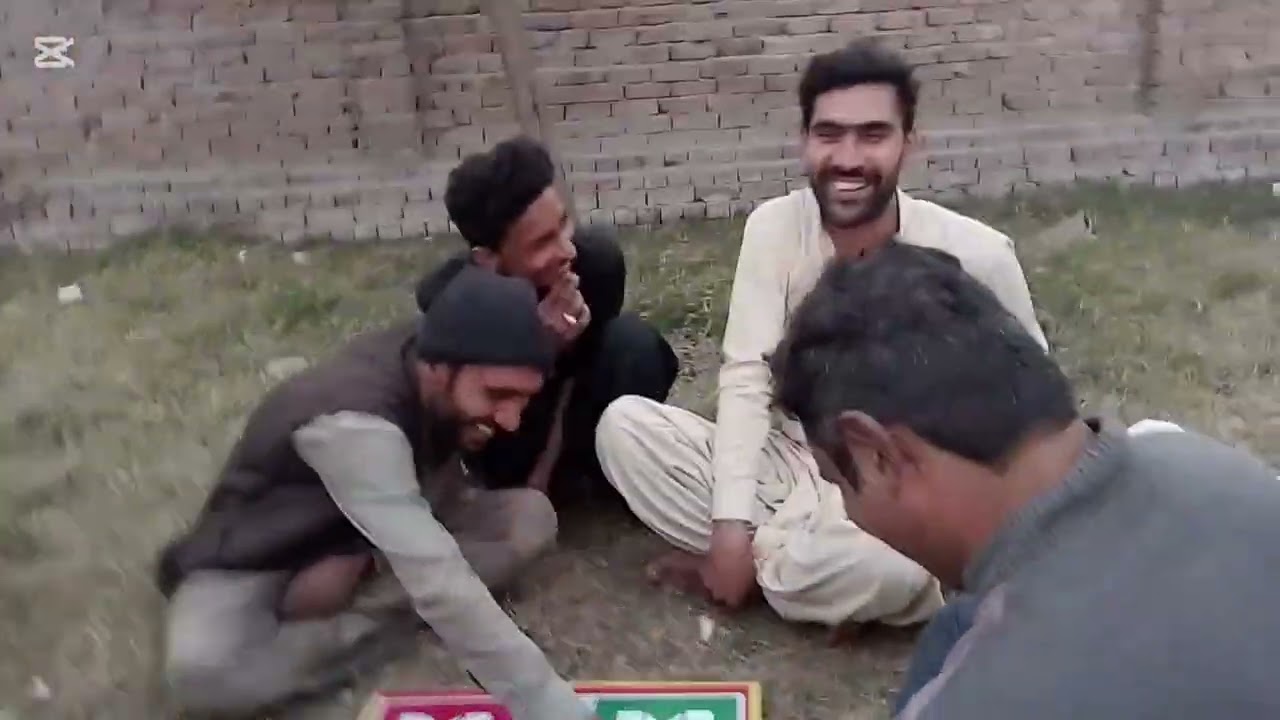 دوستوں کے ساتھ لڈو گیم کھیلی اور انجوائے کیا 🤟😛😝🤪😜🥱