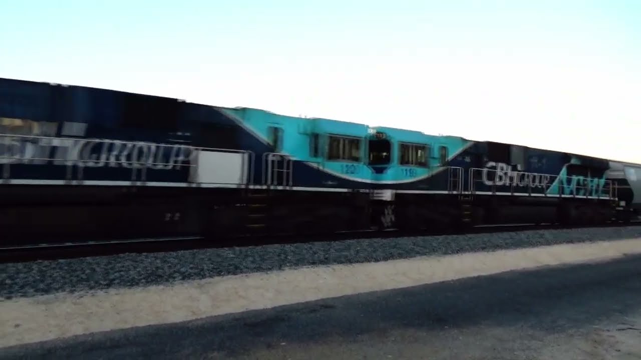 CBH 121, 120, 119 on 7S58 loaded sg grain through MIDLAND, for CBH Kwinana Grain Terminal. 