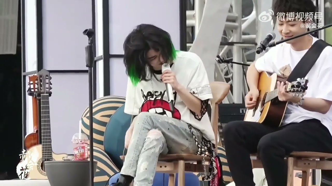 (Eng Sub) Hua Chenyu 华晨宇 improvises melodies at 2021 Daytime Mars Concerts Part 2 #华晨宇 #火星演唱会