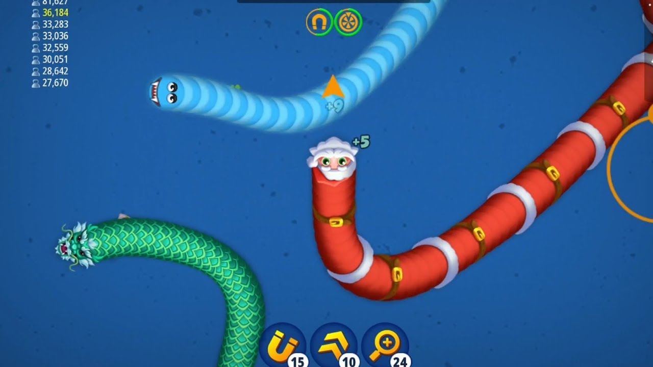 Worms Zone Madness (part 39) Eating Giant Snakes & Scoring BIG! #Gameplay #shortsvideo 2