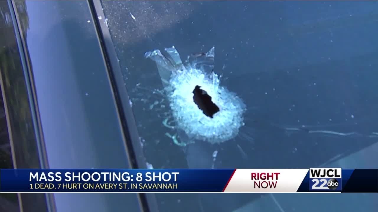 1 dead, 7 hurt in Savannah mass shooting