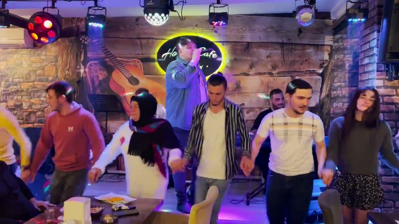 Efe Karagüzel - Horon / Horon Cafe