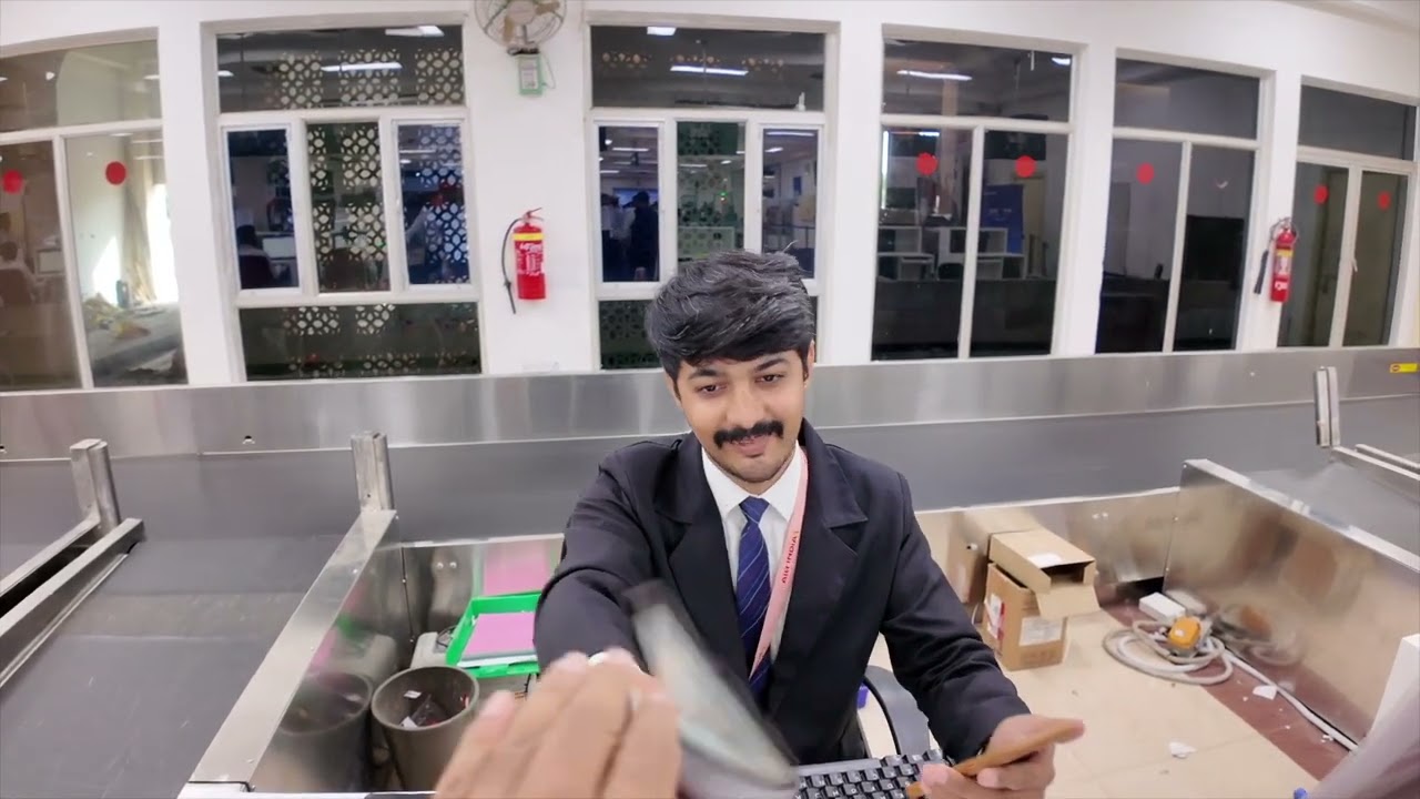 Flying from Bhuj to Delhi made super easy! Fastest boarding, hassle-free security