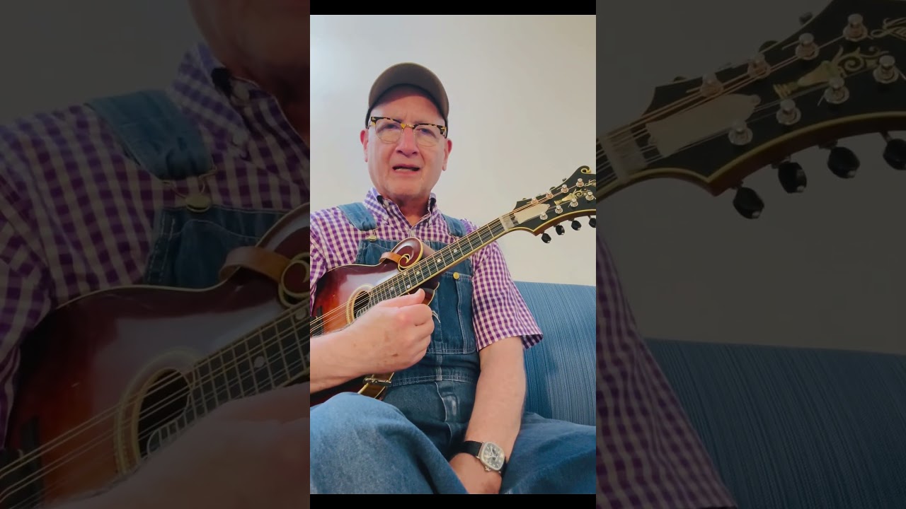 If you want to learn from the best, come to Monroe Mandolin Camp. monroemandolincamp.com 
