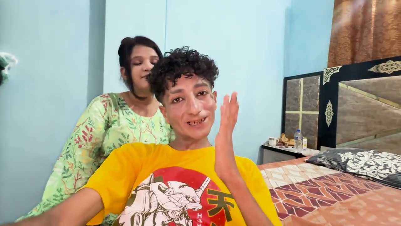 Ap sab ke liye aik khushkhabri hai | Owais mujhse bohat pyaar karta hai
