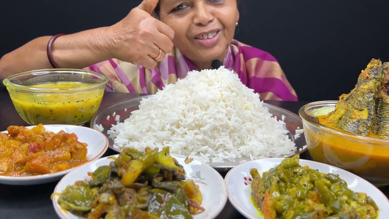 BIGBITES, EATING RICE WITH CHINGRI ROSHA, TELAPIA FISH CURRY, TETOR DAL, SIM VAJA,।।