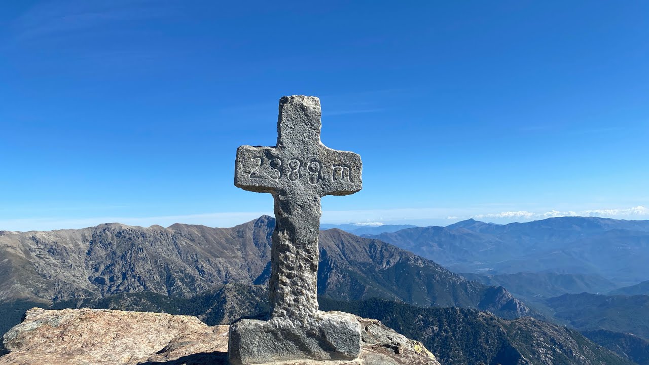 Ascension du Monte d’Oro