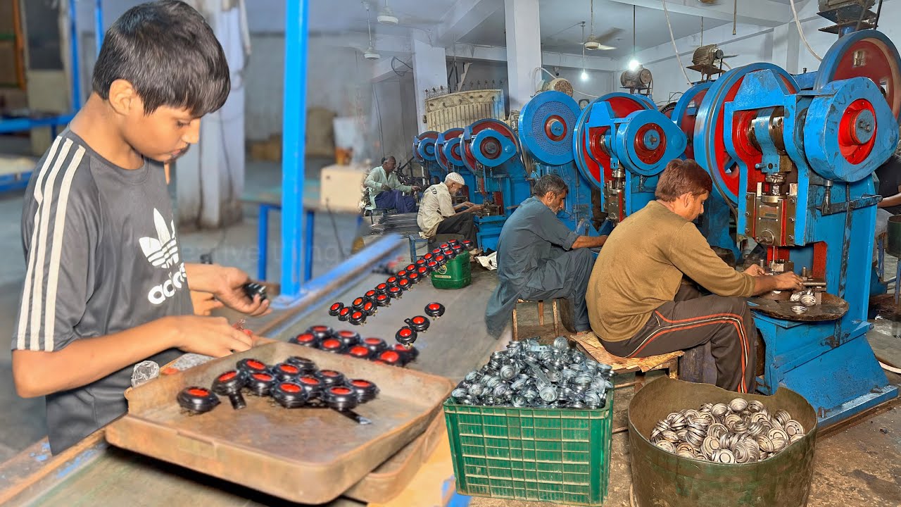 How manufactured Electric vehicle Teeee horan manufacturing in factory