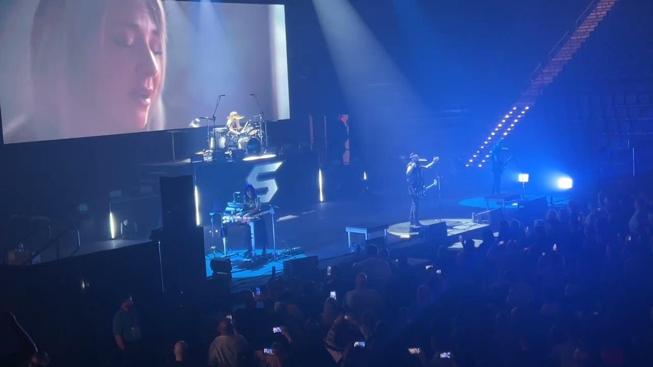 O Come, O Come Emmanuel -Skillet-Athens, Georgia November 21, 2025 Akins Ford Arena
