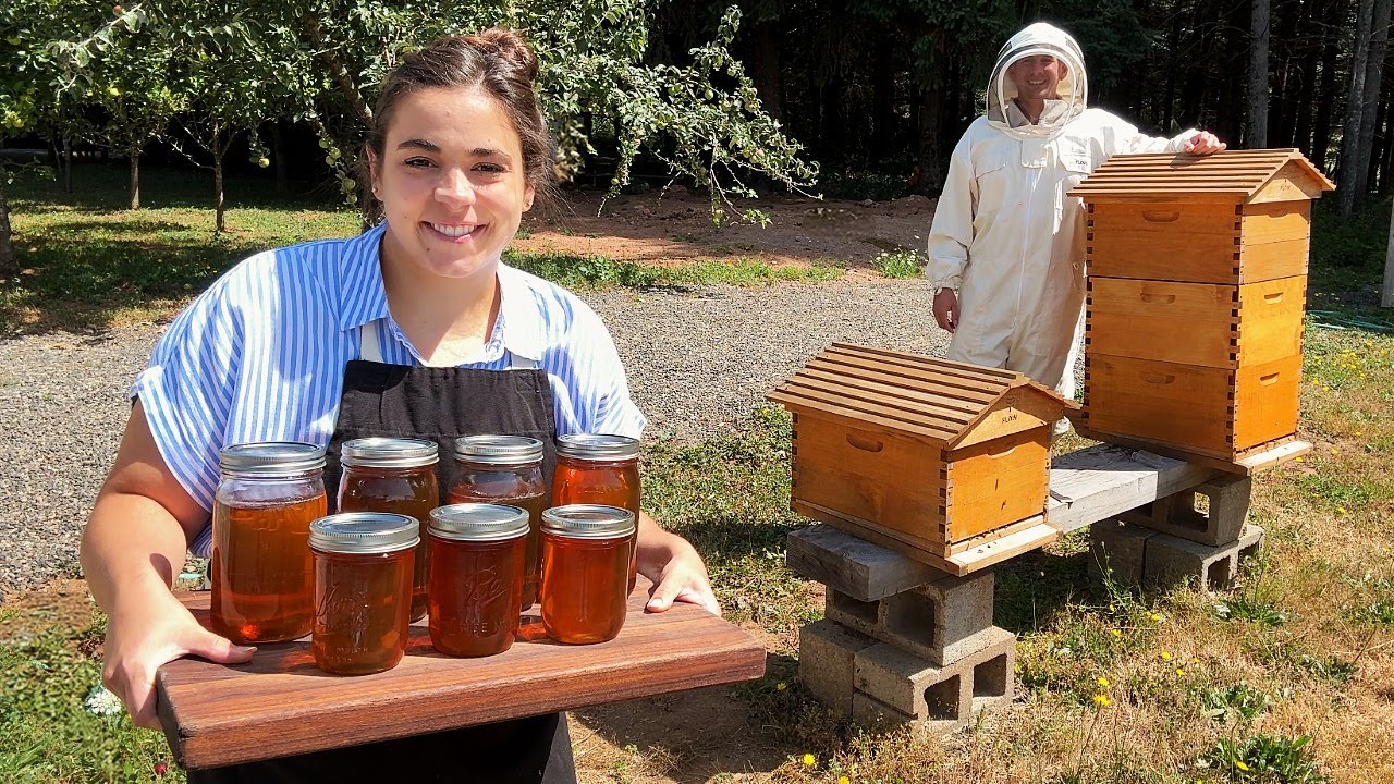 We have Honey on Tap!! Collecting and Cooking with Our First Honey Harvest!!