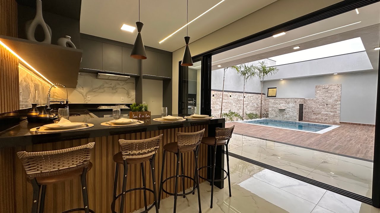 Casa nova à venda, condomínio com fiação subterrânea | 3 suítes, closet, planejados | Indaiatuba SP