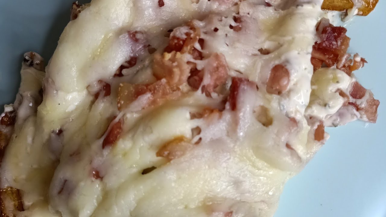 Patatas fritas con bacón,queso y salsa ranchera, fácil y rico con Thermomix
