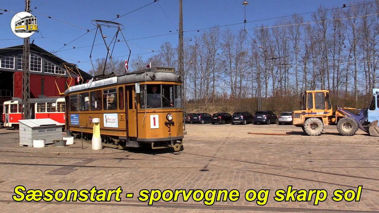 Sporvejsmuseet - S&aelig;sonstart - sporvogne og skarp sol